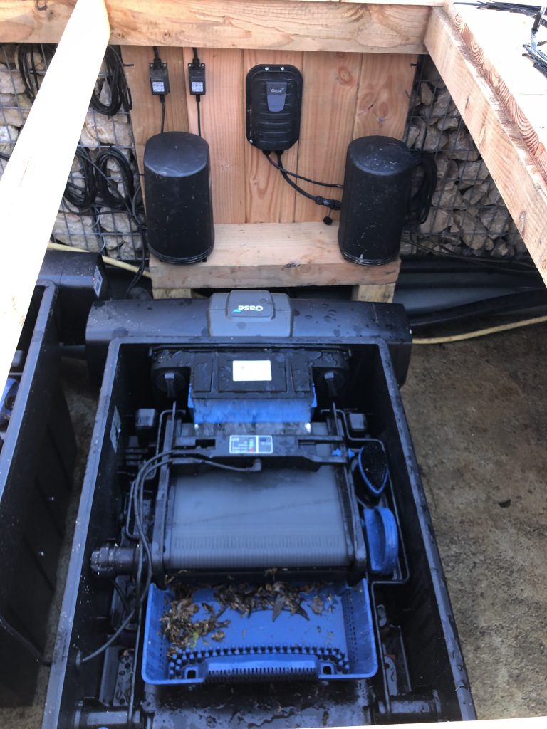 Installation de système de filtration Oase screenmatic 90000 Avec pompe aquamax